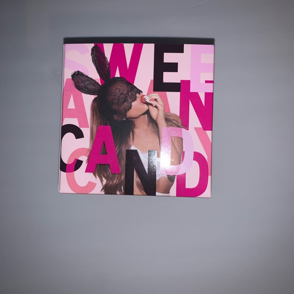 Sweet like candy perfume by Ariana Grande